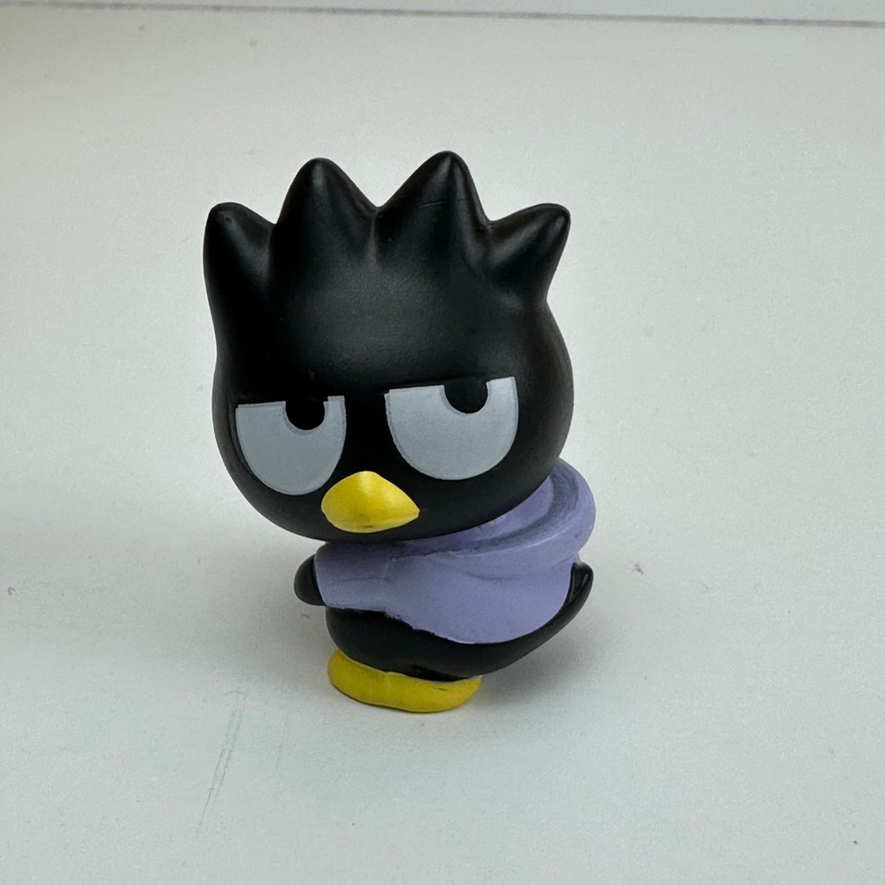 Sanrio Badtz-Maru Mini Figure Black Penguin Purple Hoodie T-Arts 2021 Kawaii PVC